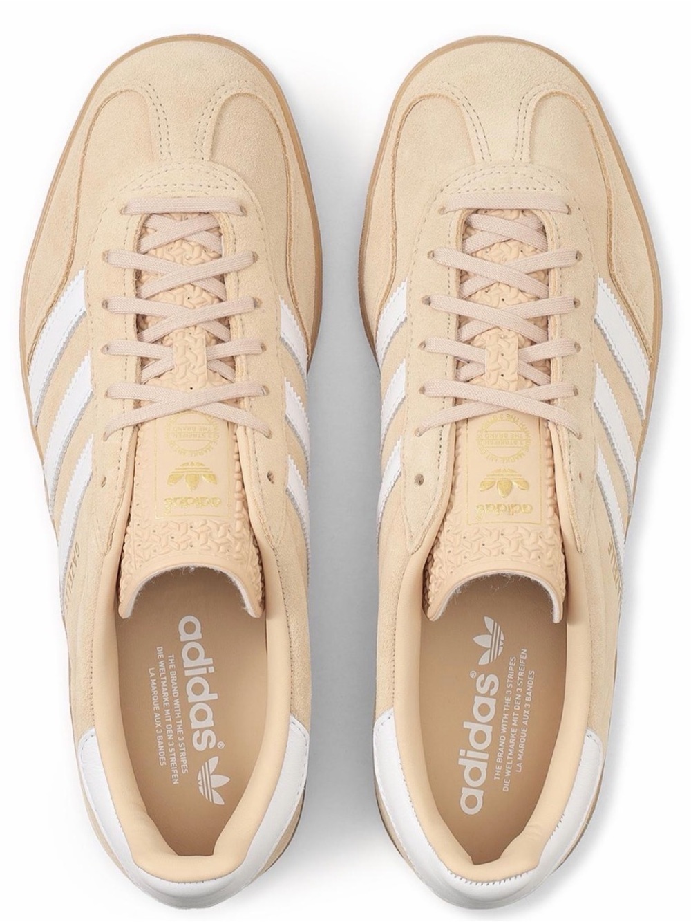 Adidas gazelle size 7 - fits size 8